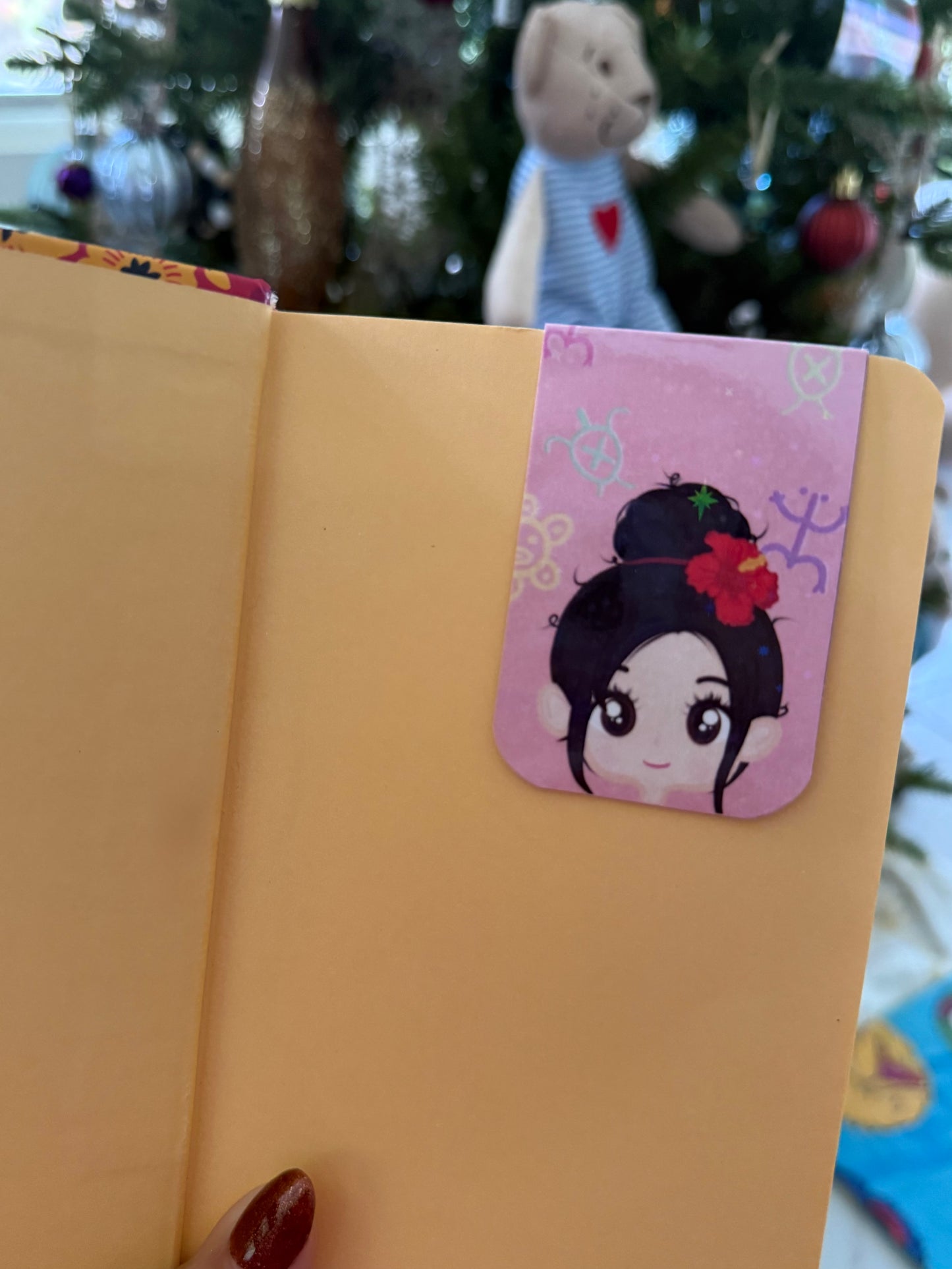 Dramita- Magnetic Bookmark