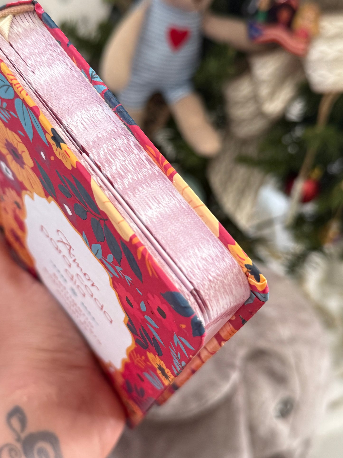 Krystal (Elfa) - Magnetic Bookmark